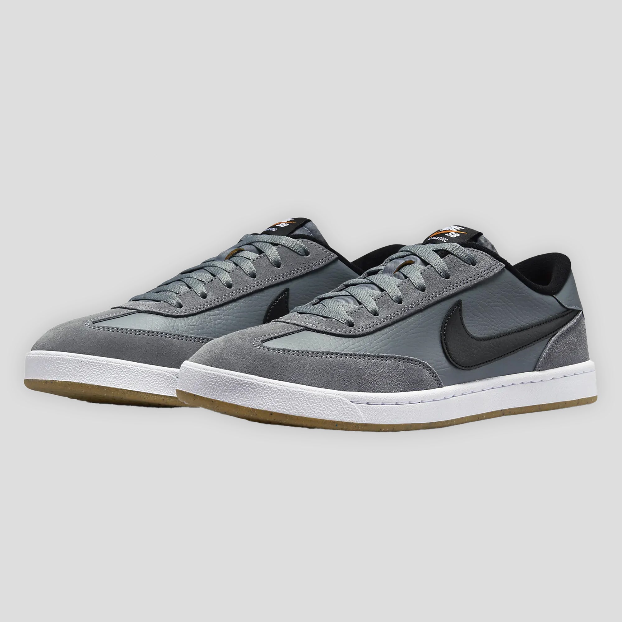 0000s_0001_NIKE_SB_FC_CLASSIC_2__png.jpg