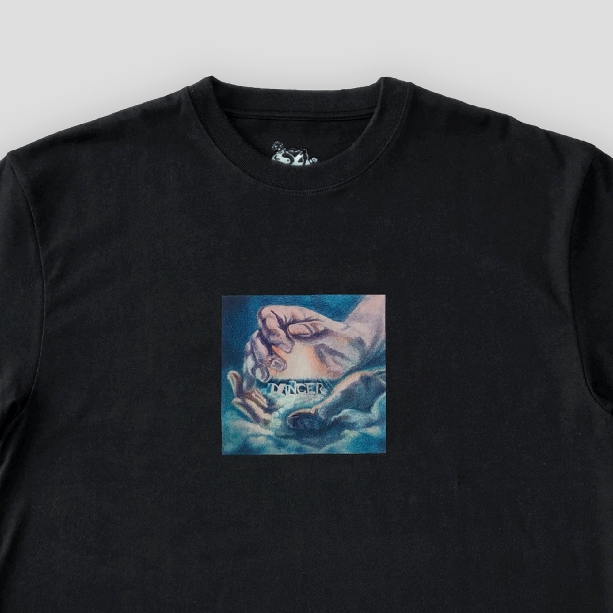 0000s_0007_Magic_Tee_Black_png.jpg