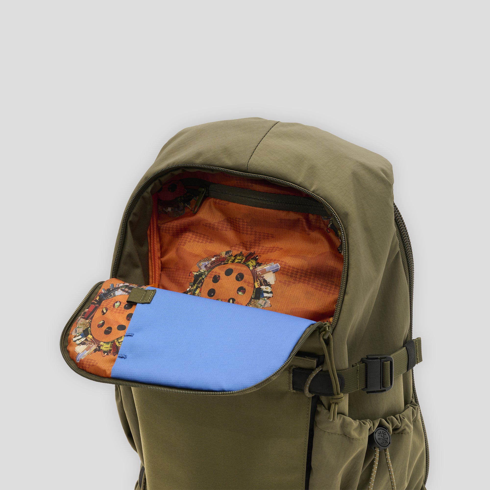 Crumpler City Loop Morgan Campbell Backpack - Trek Green