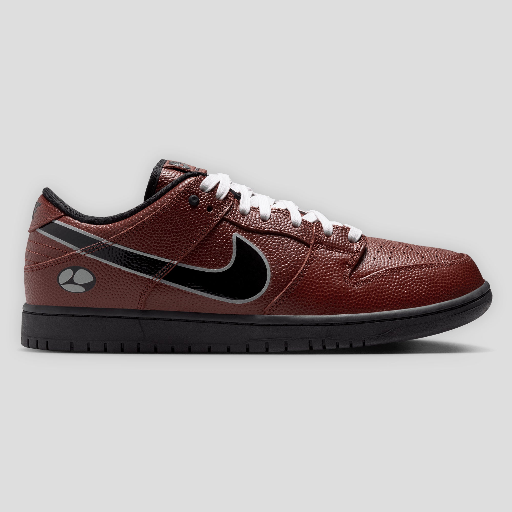 Nike SB Dunk Low Pro x Limosine Skateboards - Brown / Black – Pass