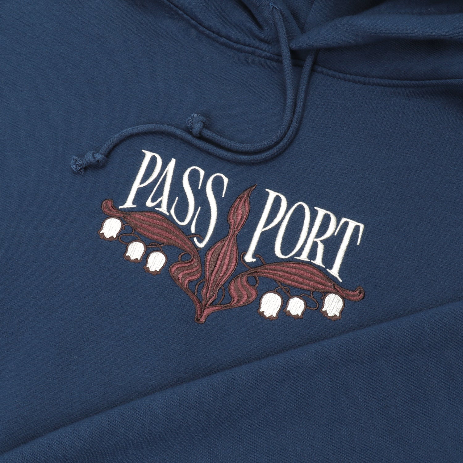 【大人ストリート】PASS~PORT Peaks Valleys Logo Sweat Hoodie Pass~Port Lily of The Valley Hoodie - Navy