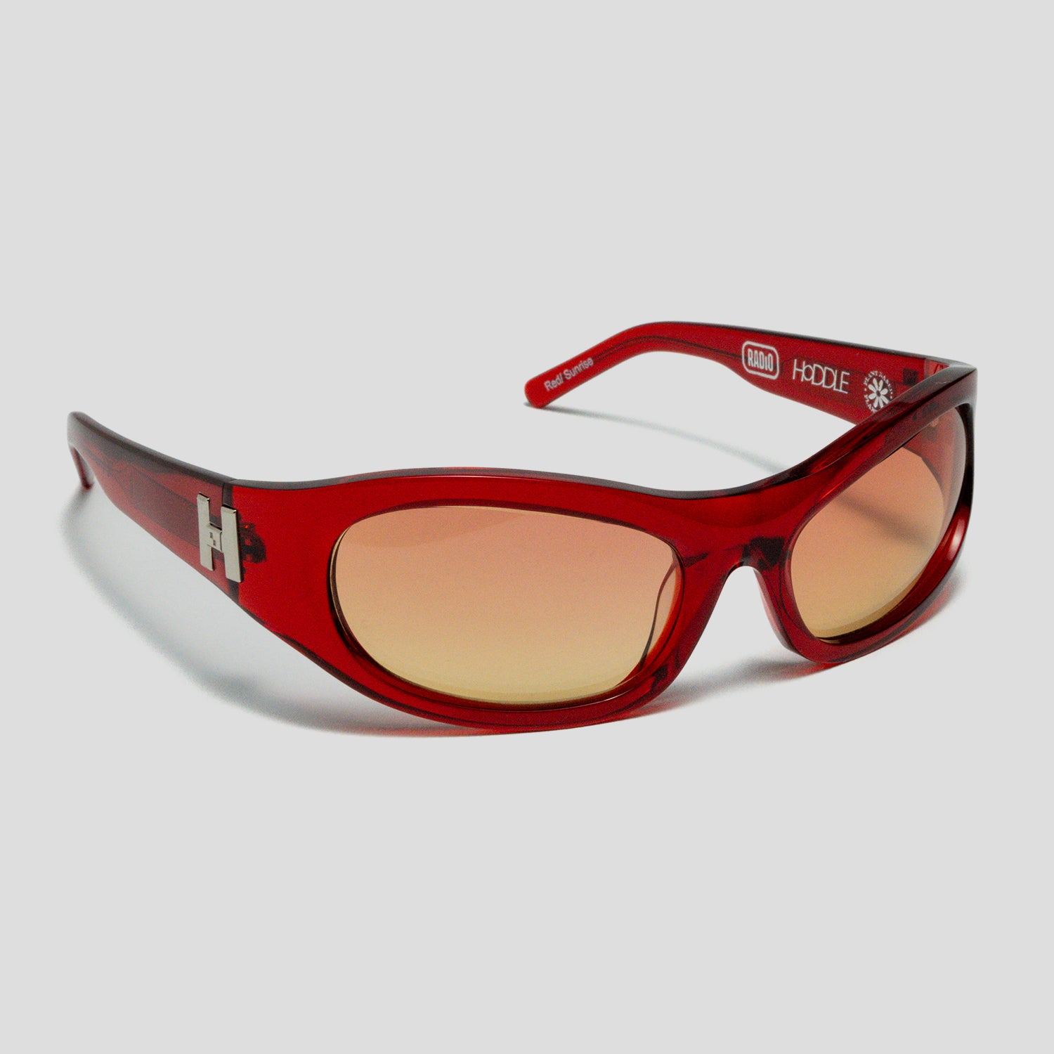 0005_HoddleRadioEyewear_Red_DSC5951-2500px.jpg