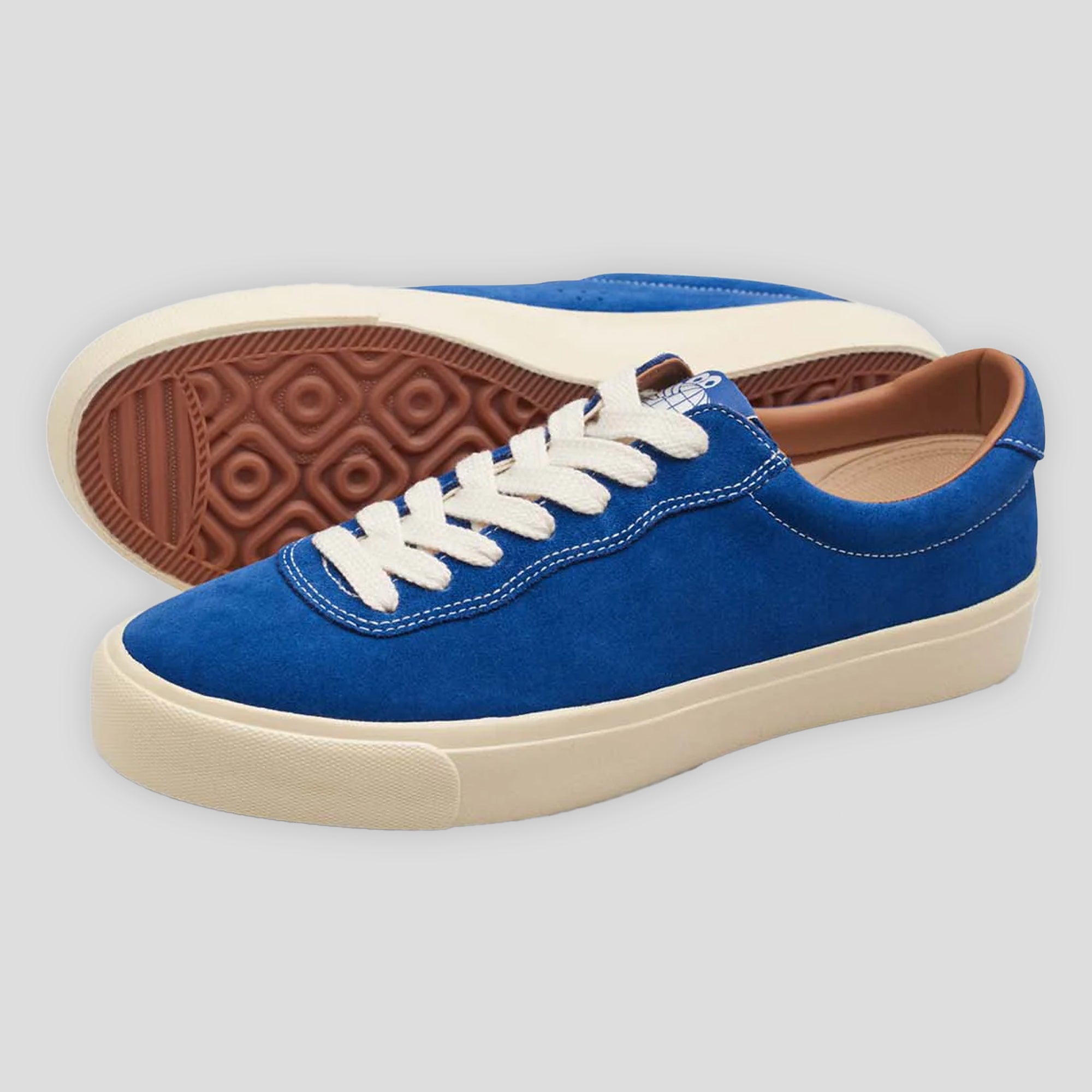 0010_Last-Resort-AB-Drop-19-VM001-Lo-Suede-Royal-Blue-White-02_webp.jpg
