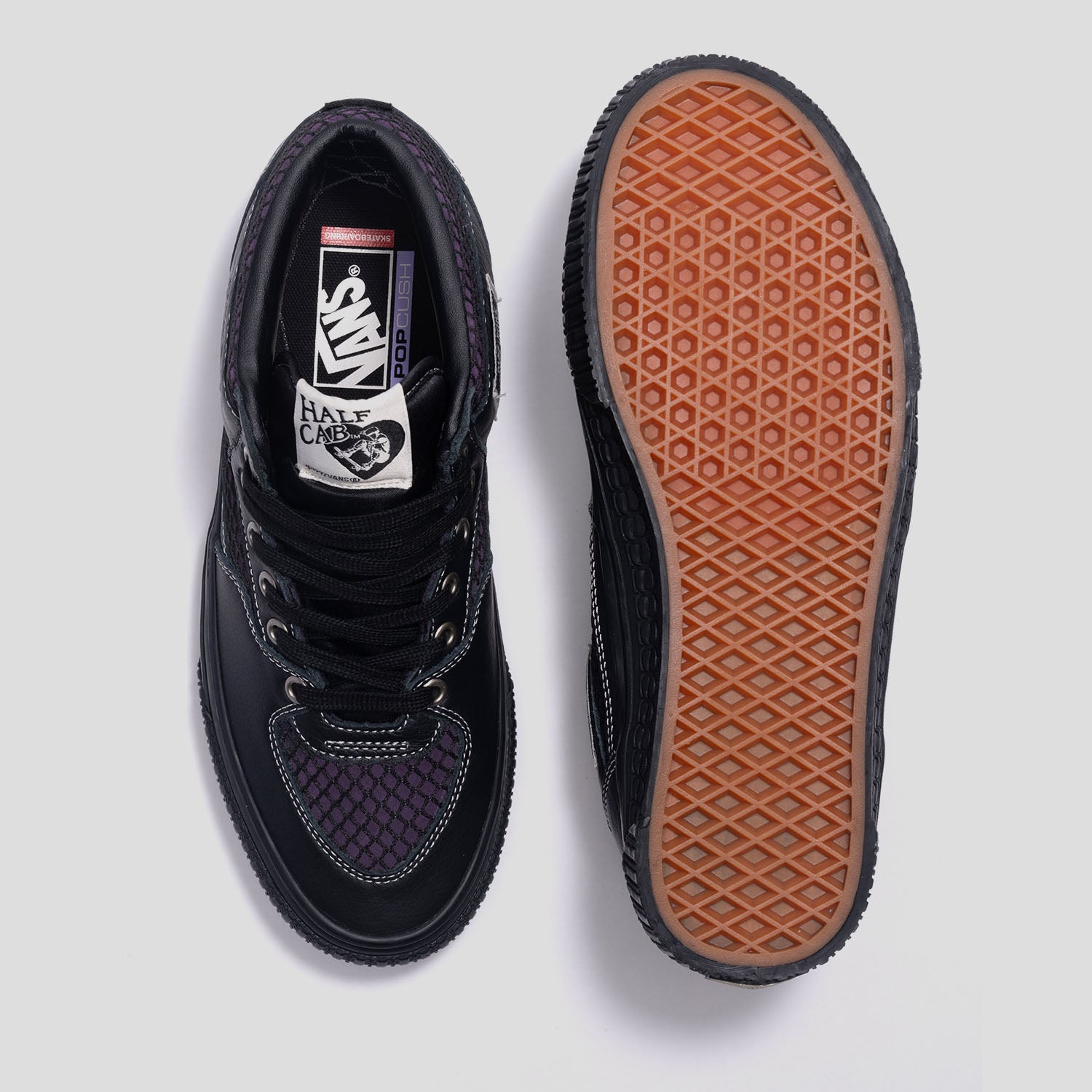 Vans & Pass~Port Skate Half Cab - Black/Night Shade