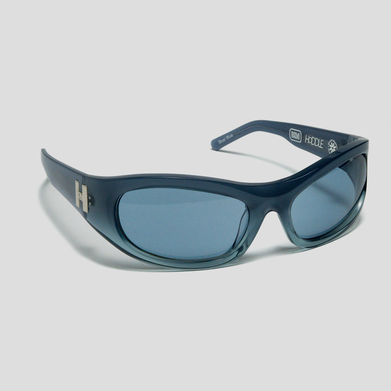 0013_HoddleRadioEyewear_Blue_DSC5955-2500px.jpg