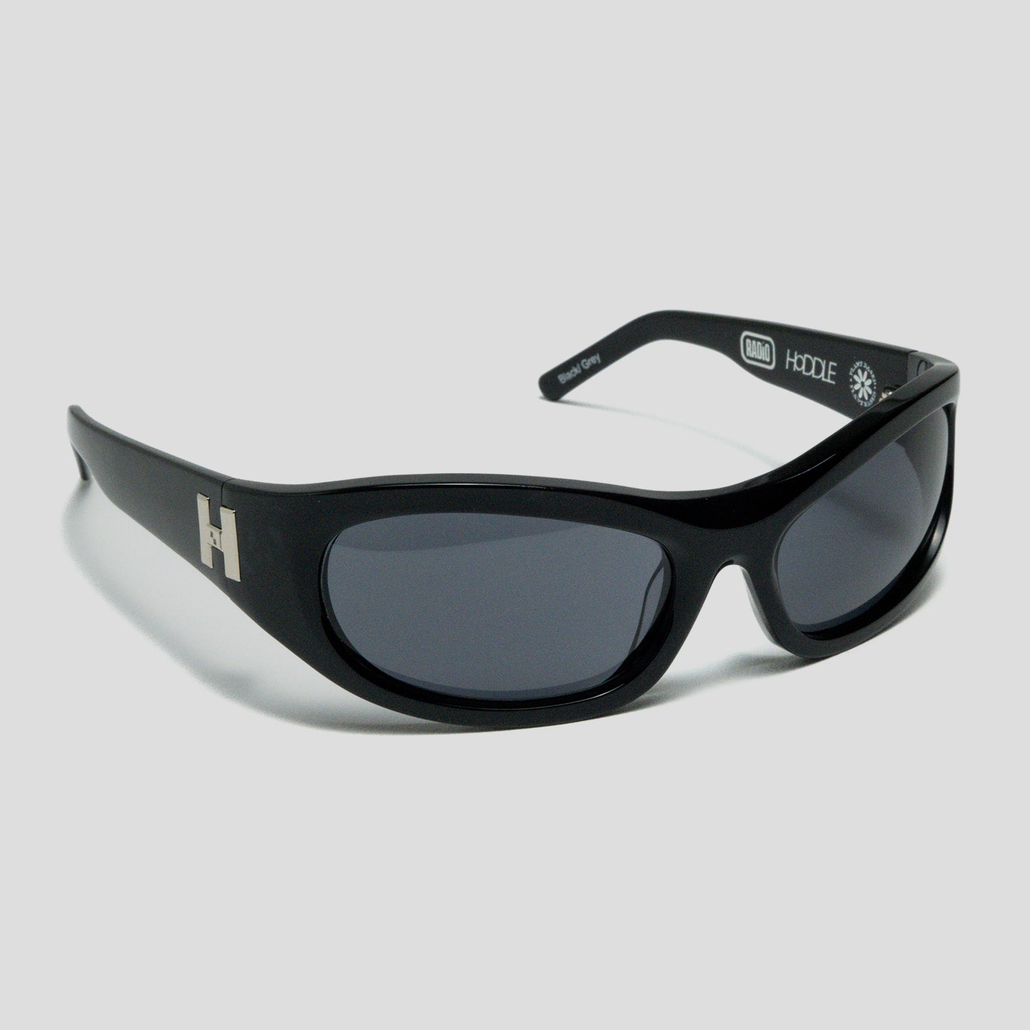 0021_HoddleRadioEyewear_Black_DSC5953-2500px.jpg