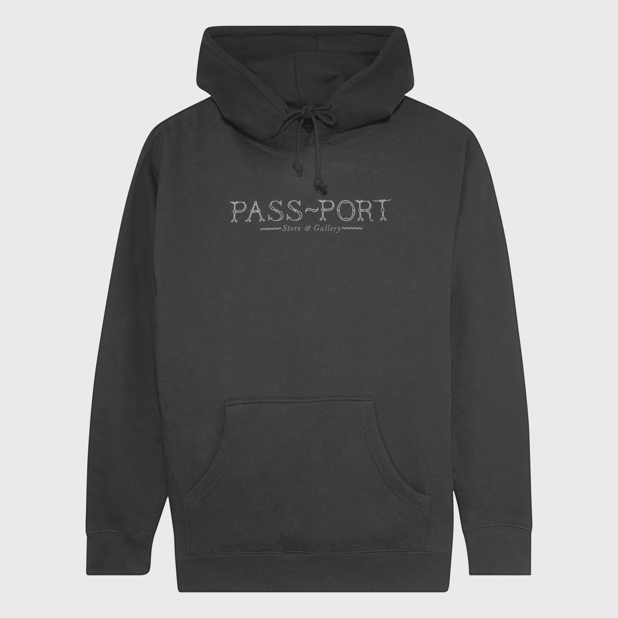 【大人ストリート】PASS~PORT Clover Logo Hoodie 大人ストリート】PASS~PORT Clover Logo Hoodie (PASSPORT