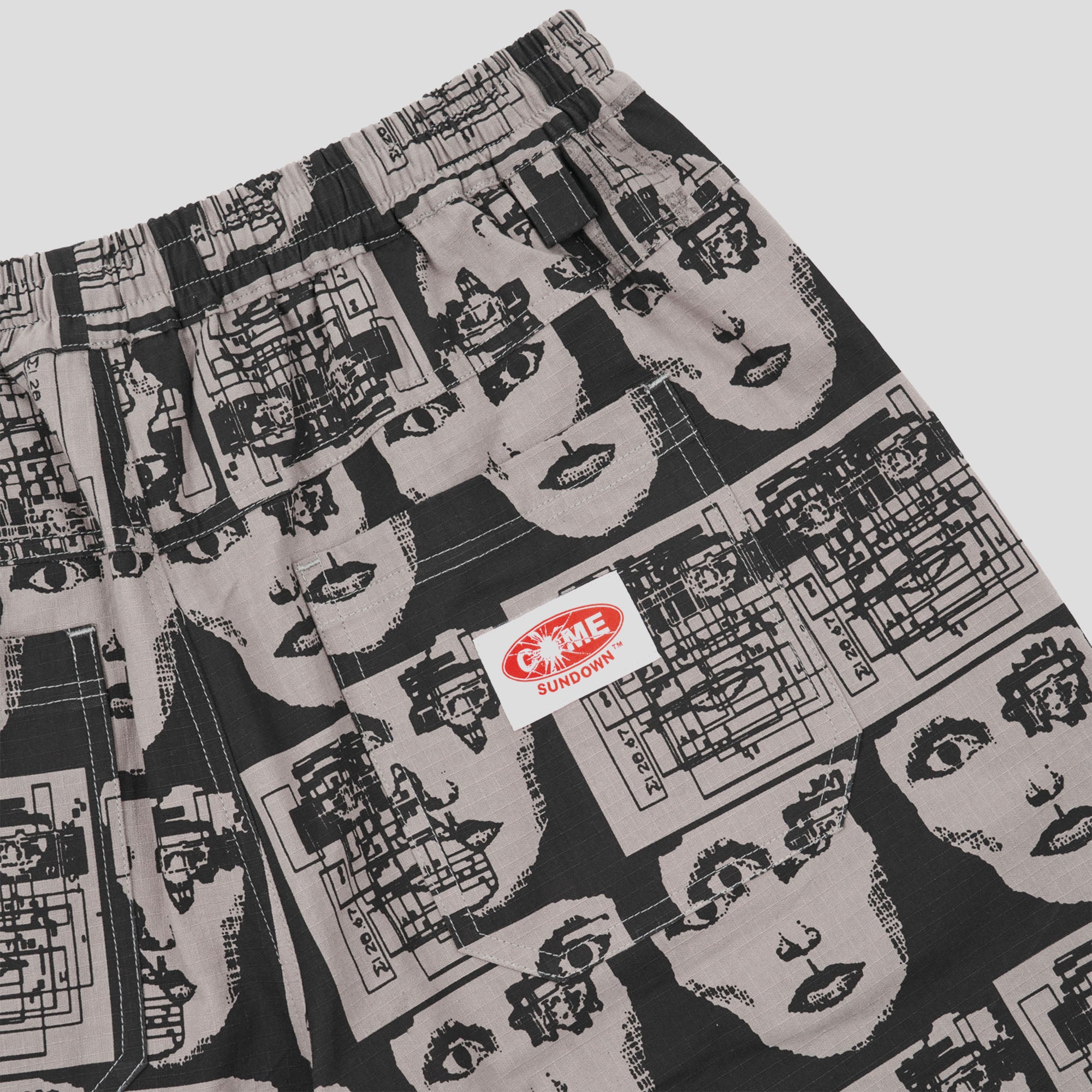 Come Sundown Information War Short - Grey