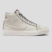 Nike SB & Welcome Madrid Zoom Blazer Mid - Sail / Dark Beetroot