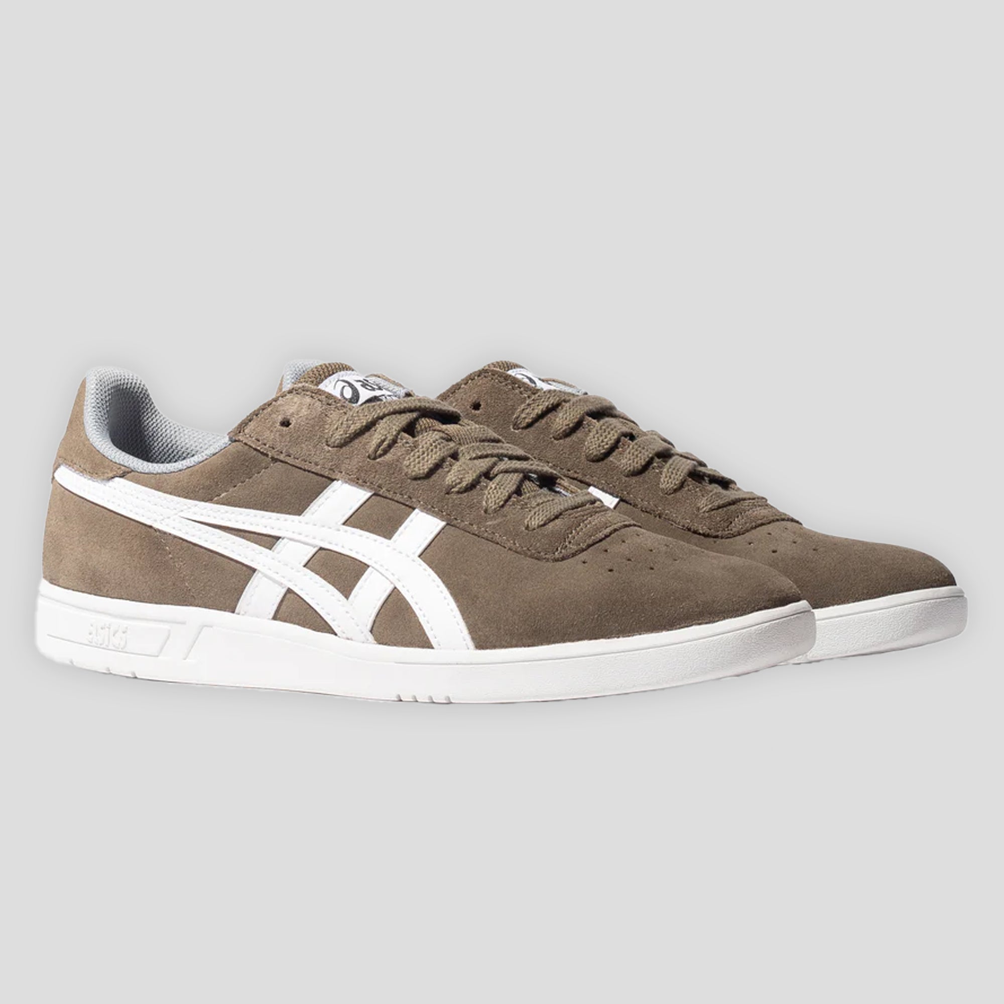 AsicsOlive_0001_BG.jpg
