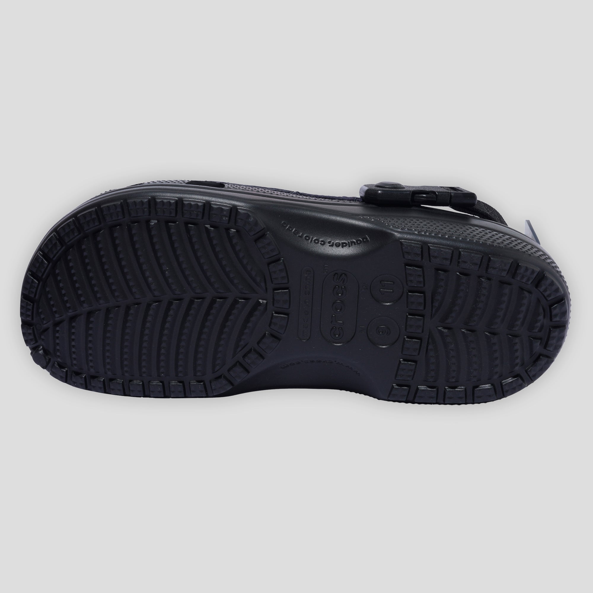 Butter x Crocs Classic Clog - Navy / Black