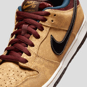 Nike SB Dunk Low Pro 'City of Cinema' - Celestial Gold / Black-Team Red