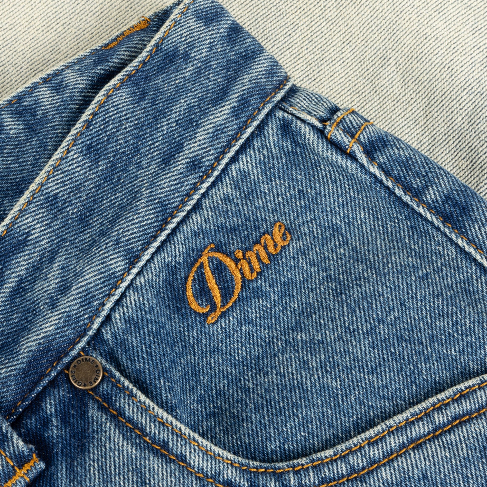 DIMEF25_0031_BOTTOMS_FA25_STRAIGHTDENIM_DIPPEDINDIGO_PRODUCT-01_f9133eef-cf80-4cdf-aeef-f1fc0b065ec2_1800x1800_jpg.jpg
