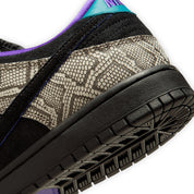 Nike SB Dunk Low x Dashawn Jordan - Bright Spruce