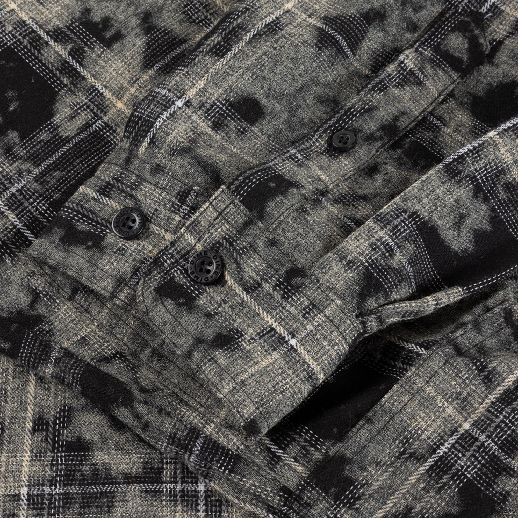 DimeHoliday2025_0073_TOPS_HO25_PLAIDSHIRT_BLACK-03_png.jpg