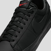 Nike SB Zoom Blazer Low Pro GT ISO - Black / Black