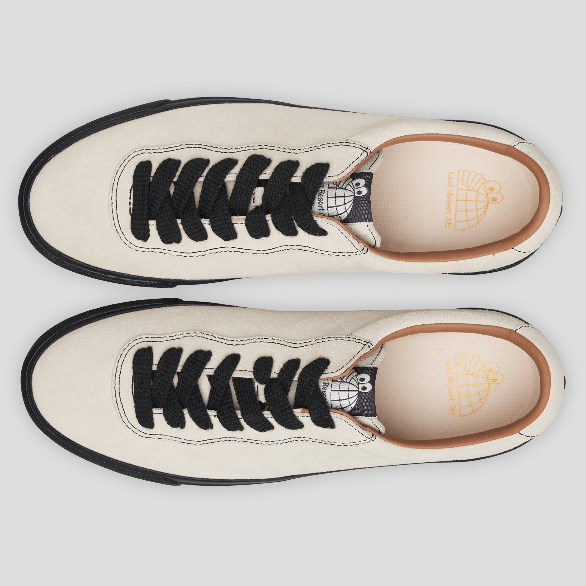 Last Resort AB VM001-Lo Suede - White / Black