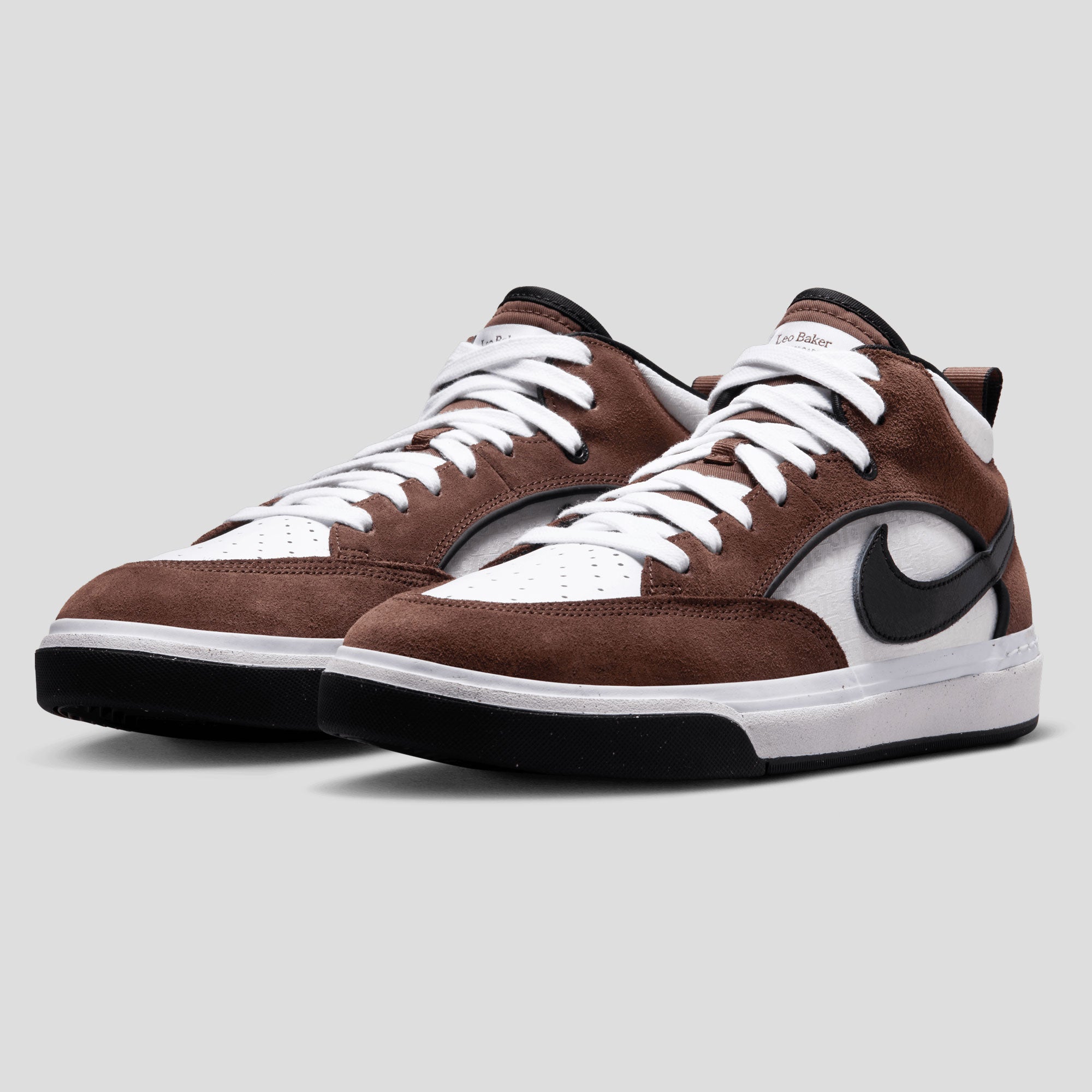 Nike SB React Leo Chocolate Black White Black Pass Port