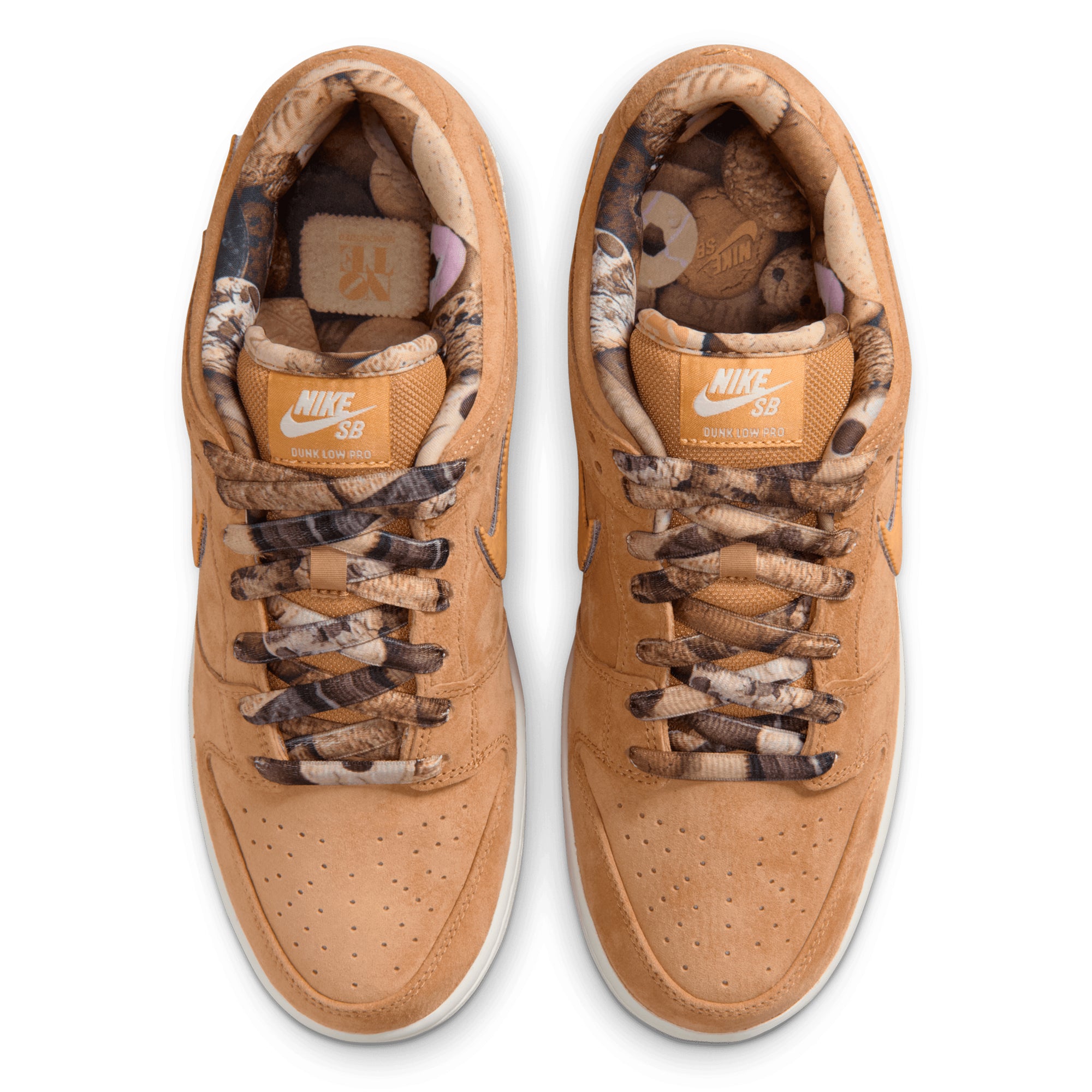 NOTE Manchester × Nike SB Dunk Low 27cm③ Note Manchester x Nike SB Dunk First Look - JustFreshKicks