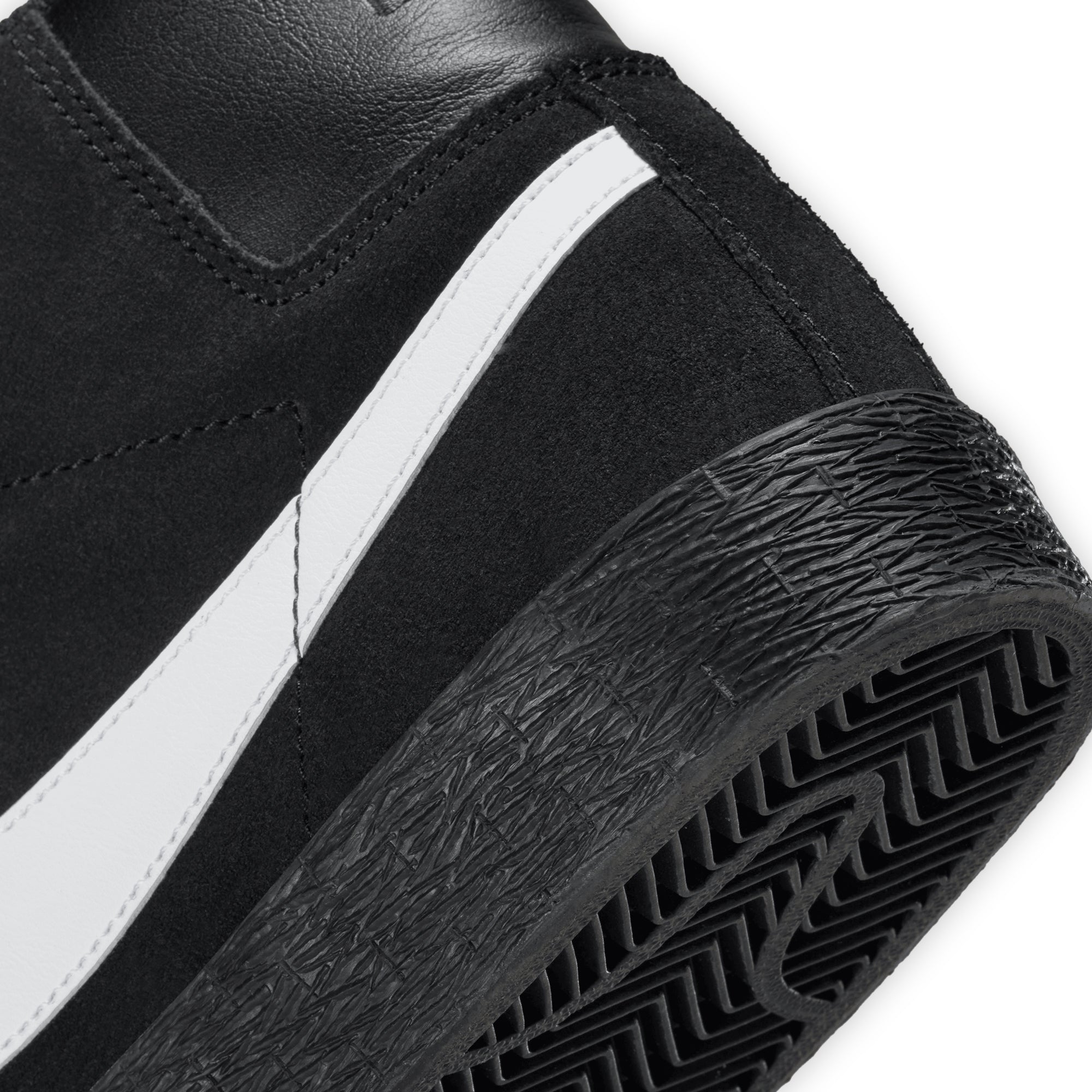 Nike SB Zoom Blazer Mid - Black / White