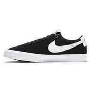Nike SB Blazer Low Pro GT - Black / White
