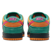 Nike SB Dunk Low Pro - Green Noise / Light Curry