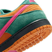Nike SB Dunk Low Pro - Green Noise / Light Curry
