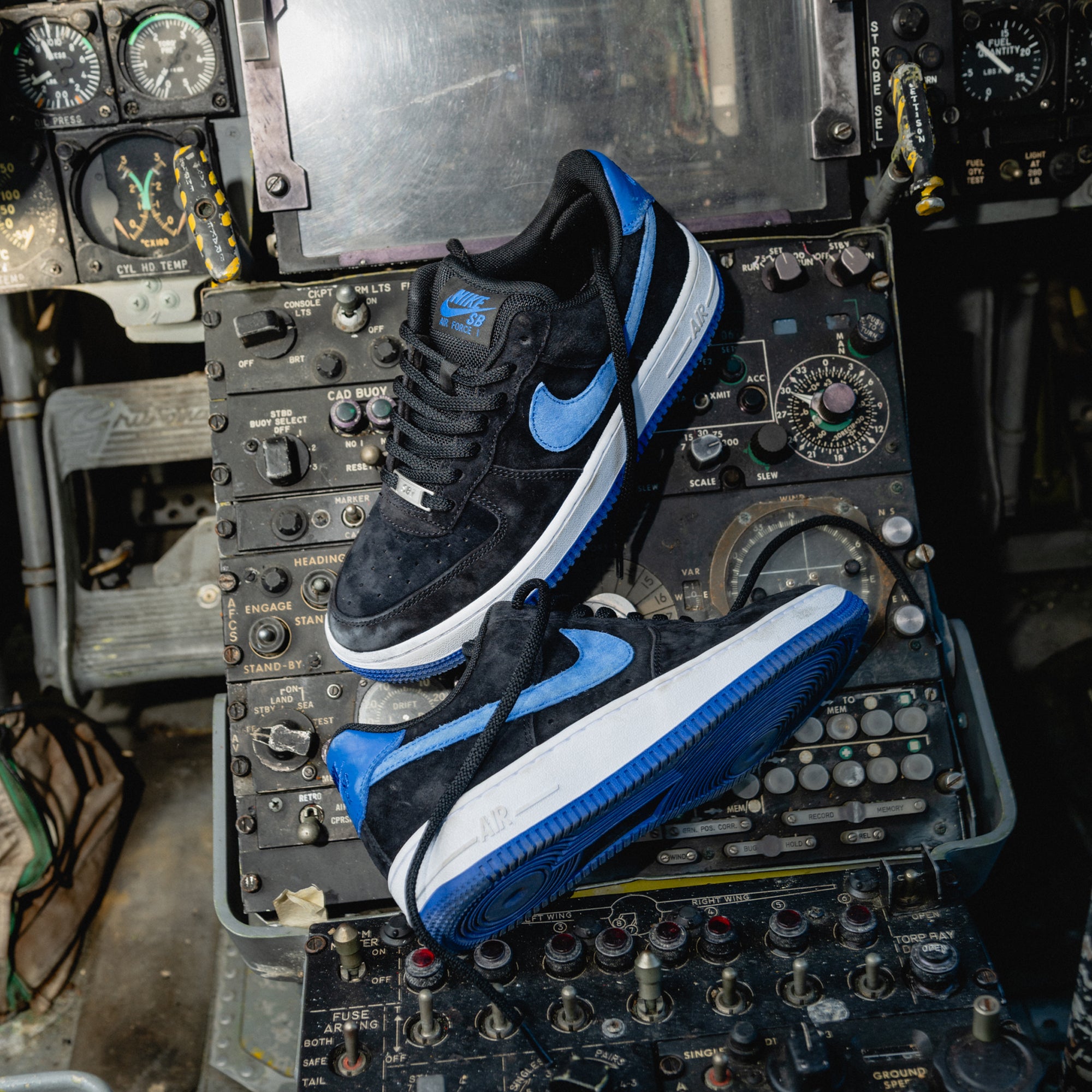 Nike SB Air Force 1 SE 'City Pack' - Black / Game Royal