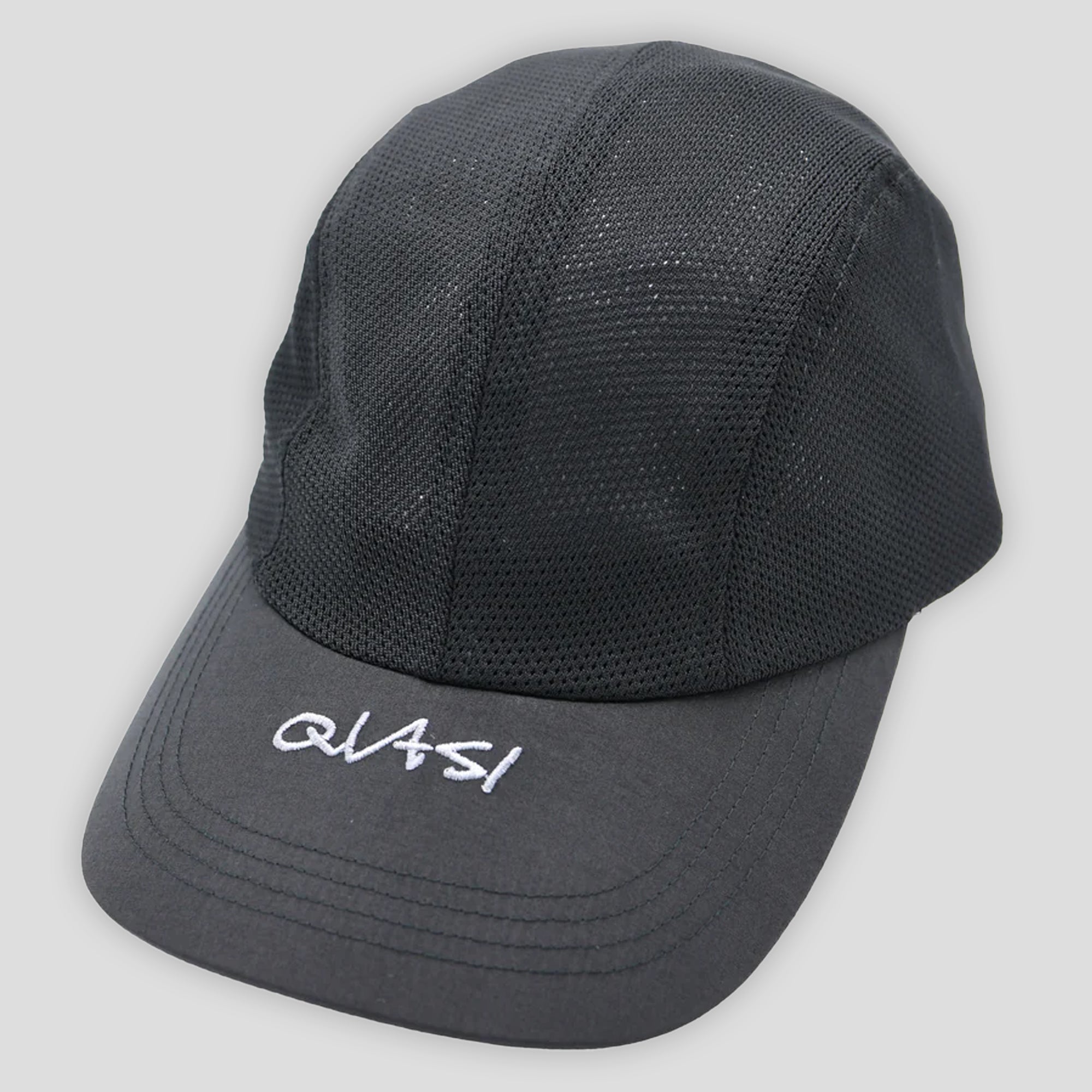 Quasi_0003_BG.jpg