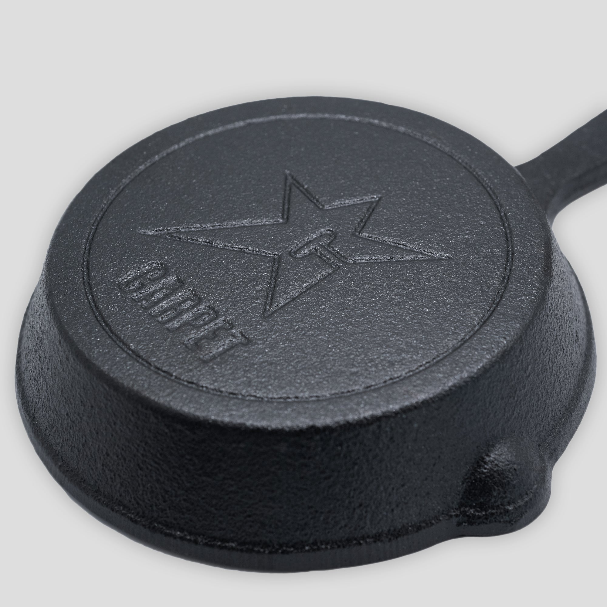 Carpet Company Cast Iron Egg Skillet