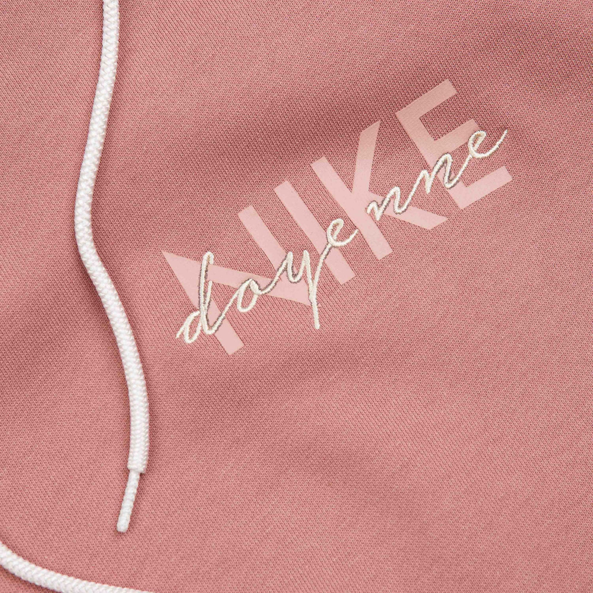 NIKE-DOYENNE-HOOD-2.jpg